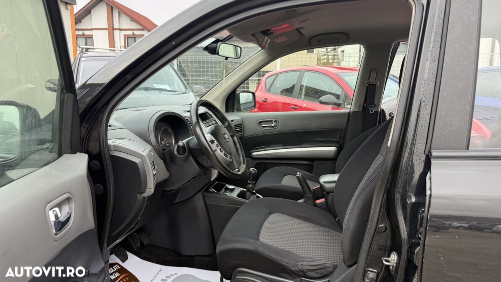 Nissan X-Trail - 12