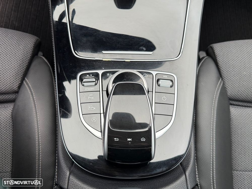 Mercedes-Benz E 220 d Avantgarde+ - 42