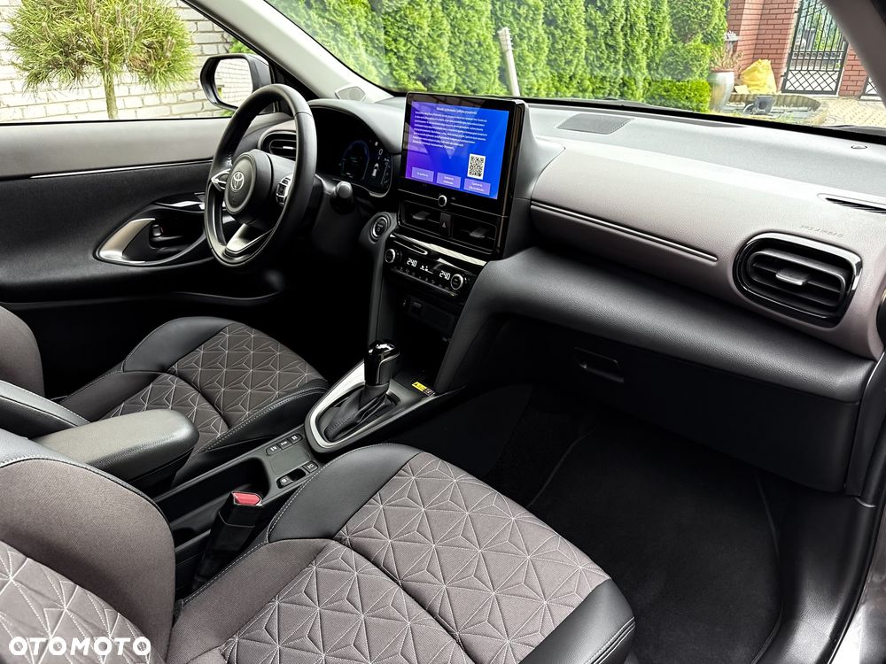Toyota Yaris Cross Hybrid 1.5 Executive - 36