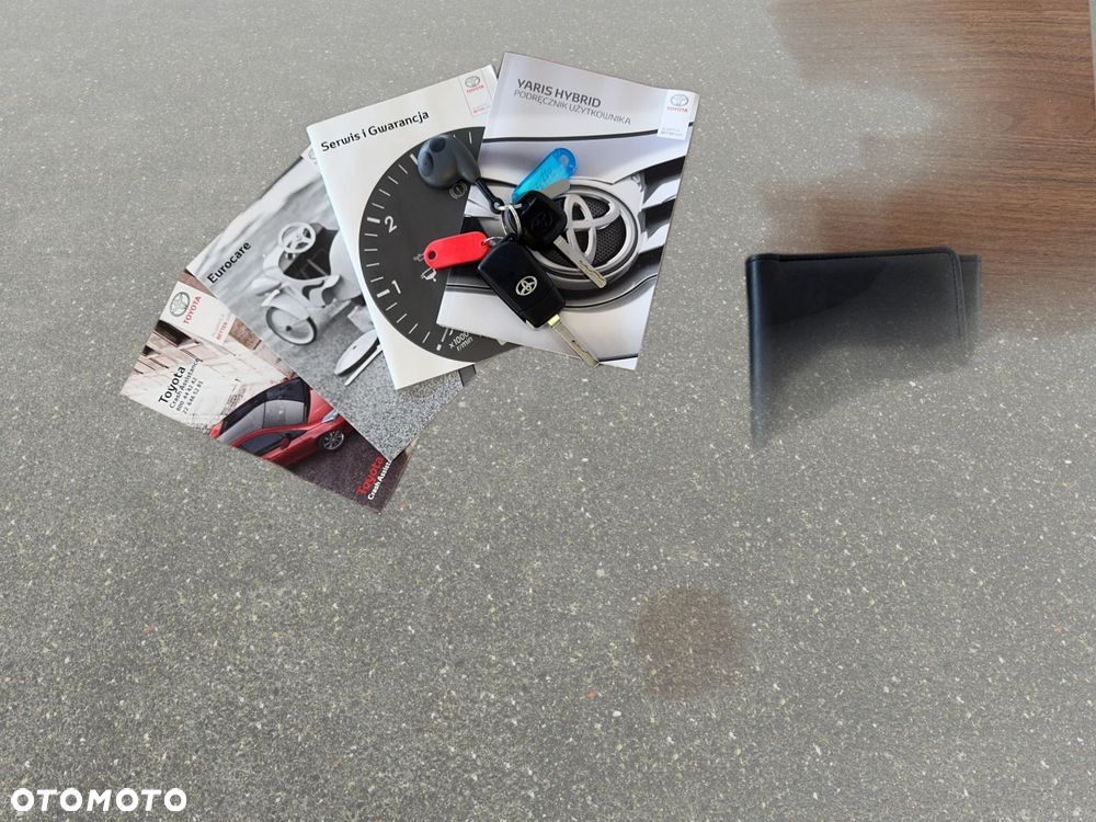 Toyota Yaris - 24