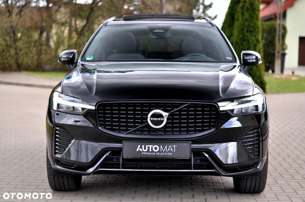 Volvo XC 60 B4 B Plus Dark - 12
