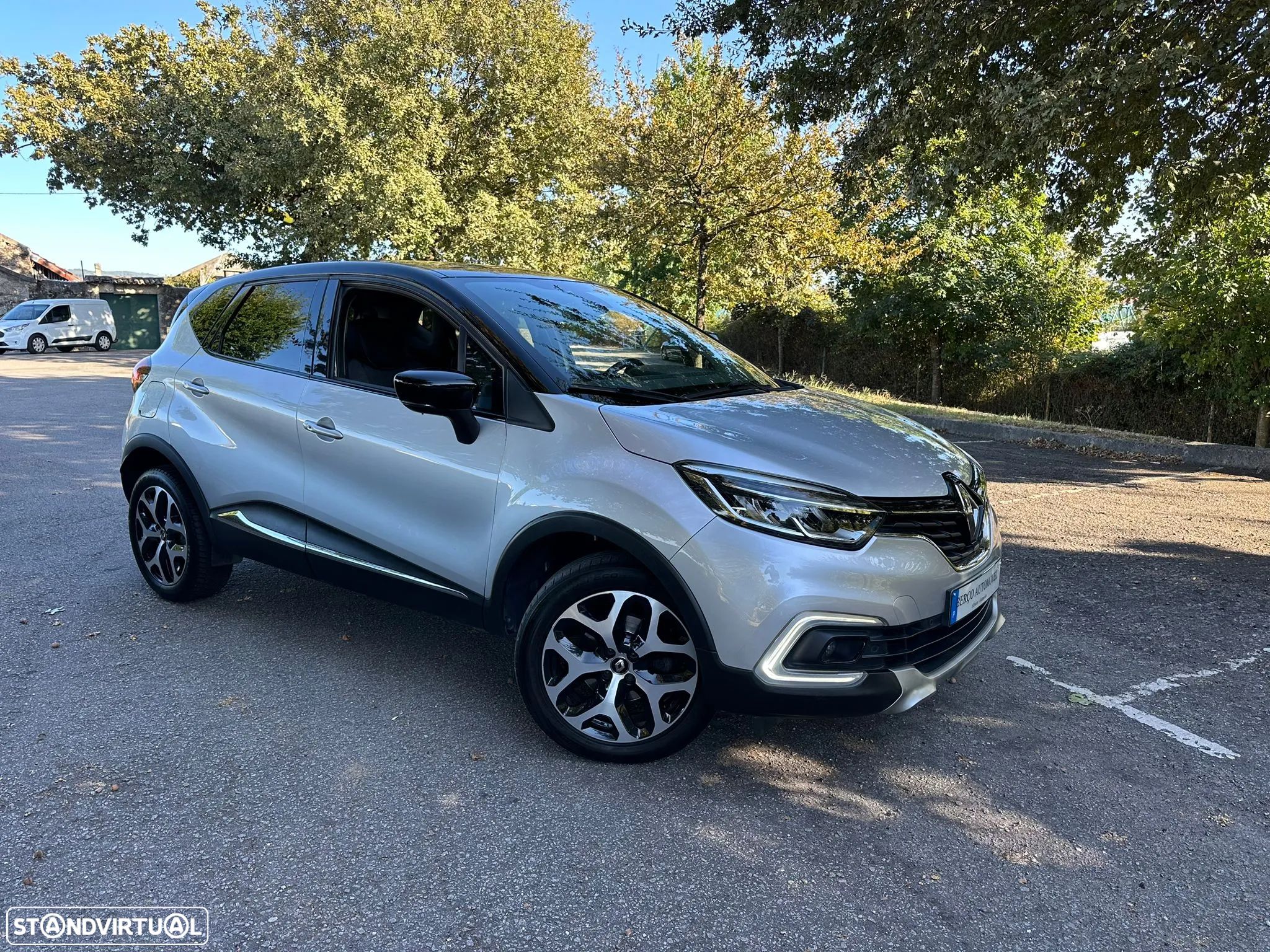 Renault Captur 1.2 TCe Initiale Paris - 1