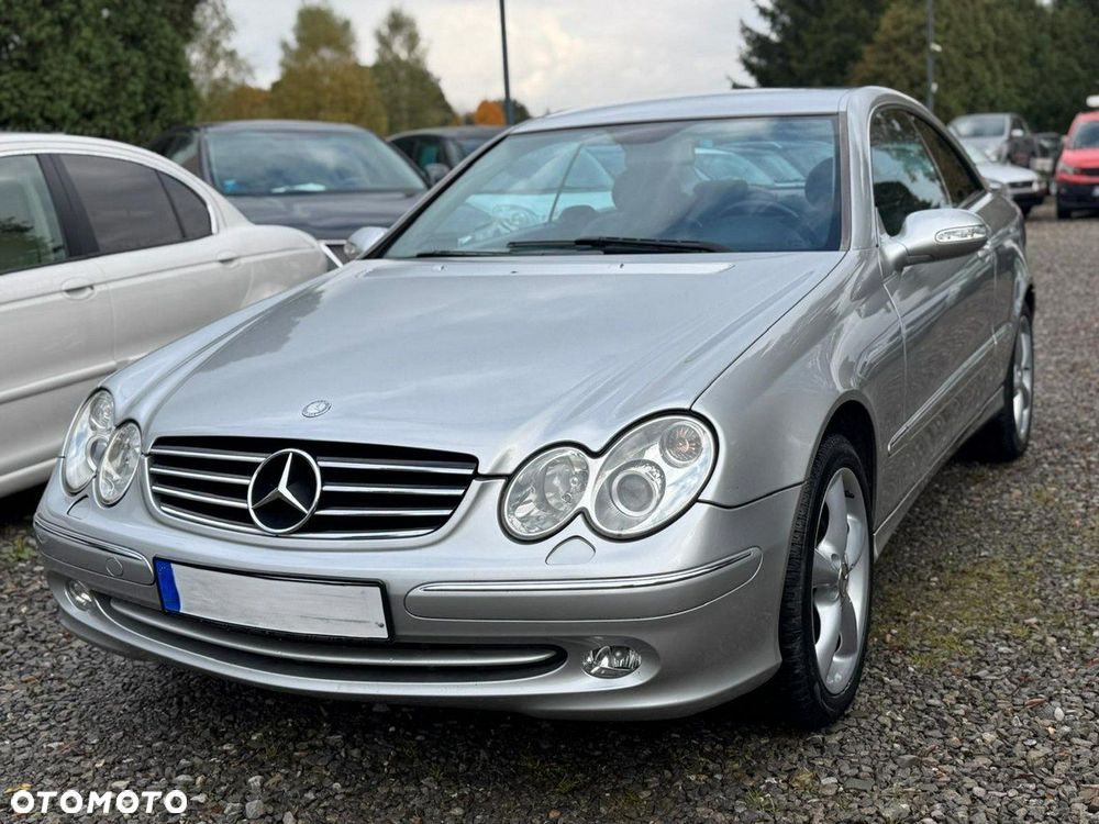 Mercedes-Benz CLK - 10