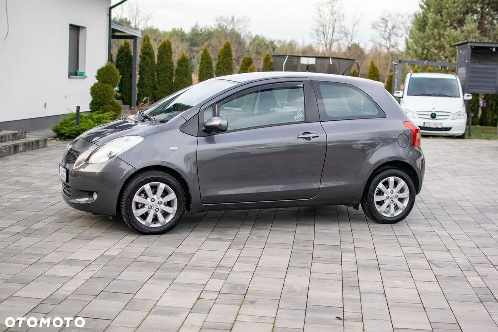 Toyota Yaris - 27