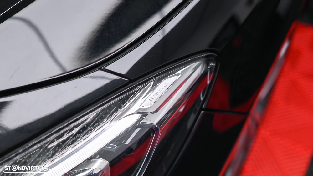 Mercedes-Benz CLA 200 d Shooting Brake Urban Aut. - 28