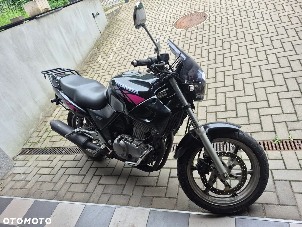 Honda CB - 2