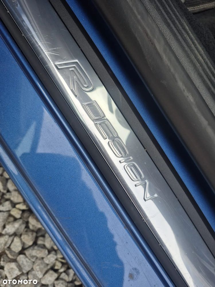 Volvo V40 T2 Geartronic RDesign - 27