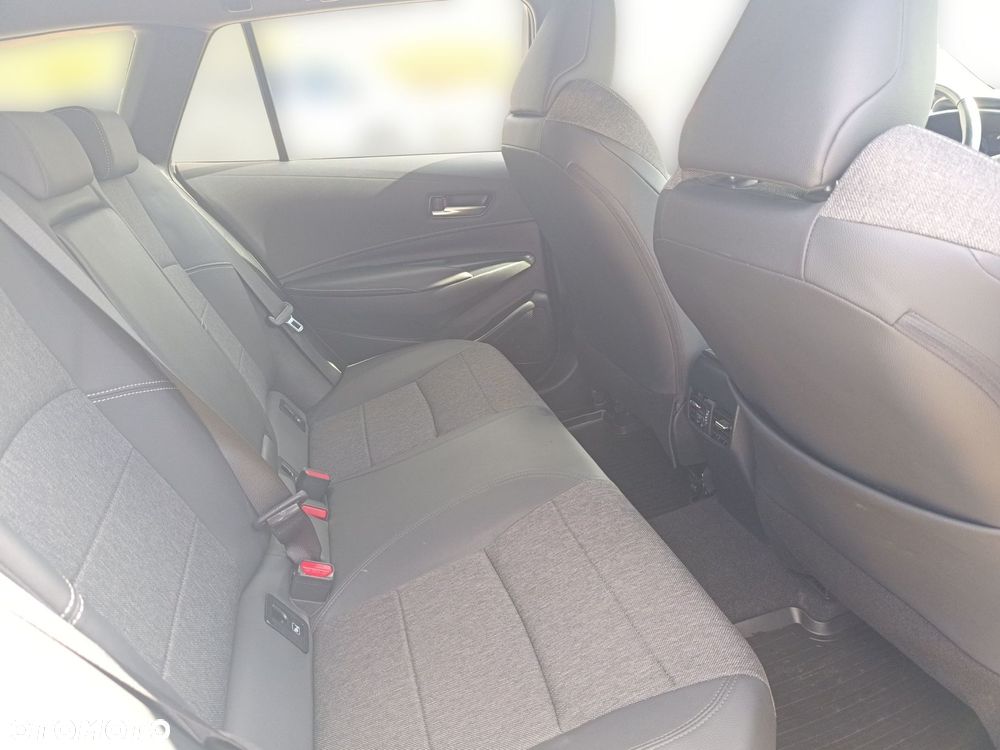 Toyota Corolla 1.8 Hybrid Style - 12