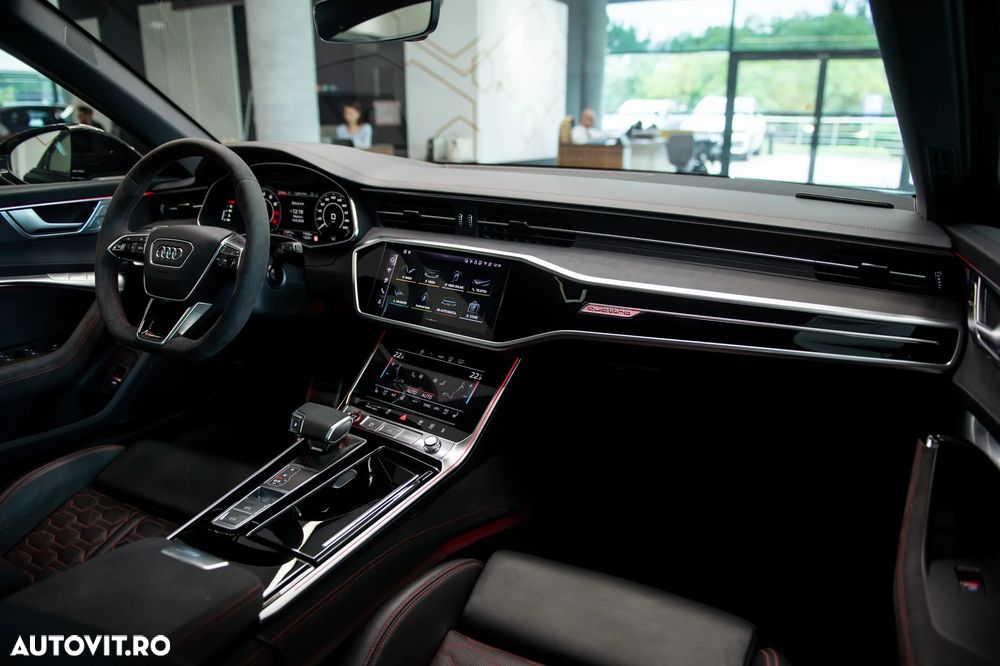 Audi RS6 Performance TFSI quattro Tiptronic MHEV - 33