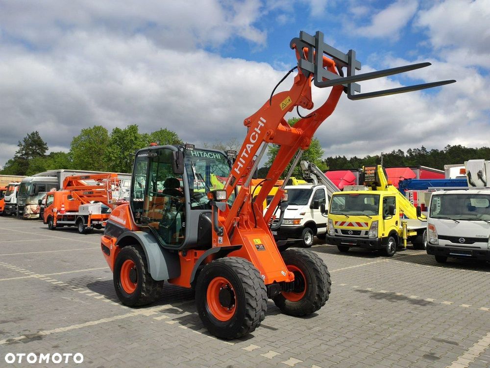 Hitachi ZW75 Wheel Loader Szybko-Złącze Widły Stan Bardzo Dobry - 3