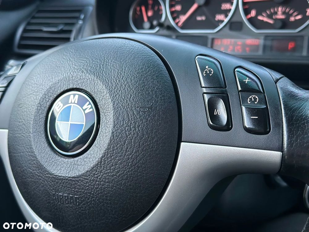 BMW Seria 3 - 34