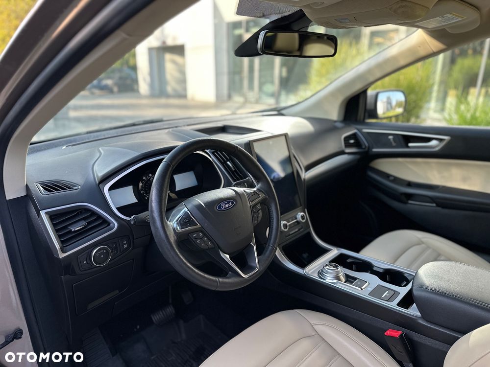 Ford Edge - 10