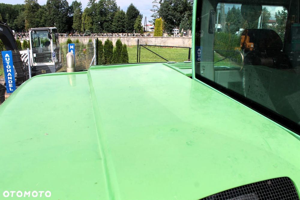 Schaeff TW110 koparka kołowa 4x4 - 39