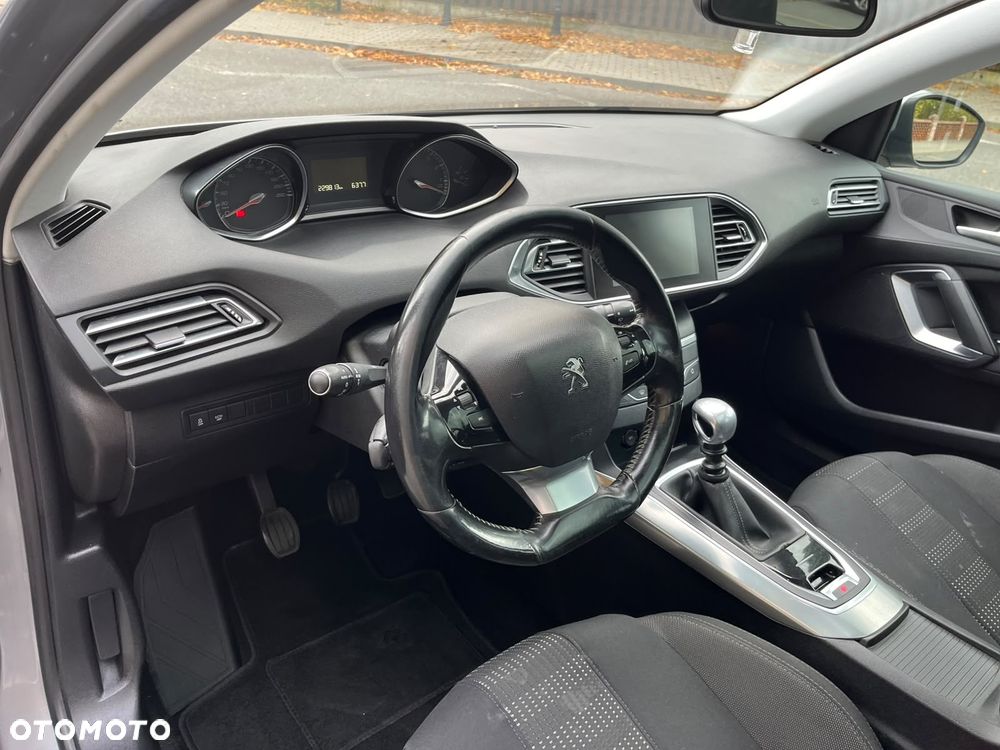 Peugeot 308 - 9