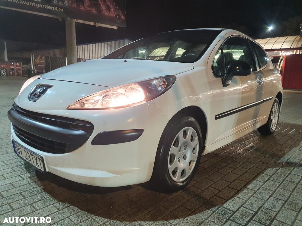 Peugeot 207 1.4HDI Trendy - 6