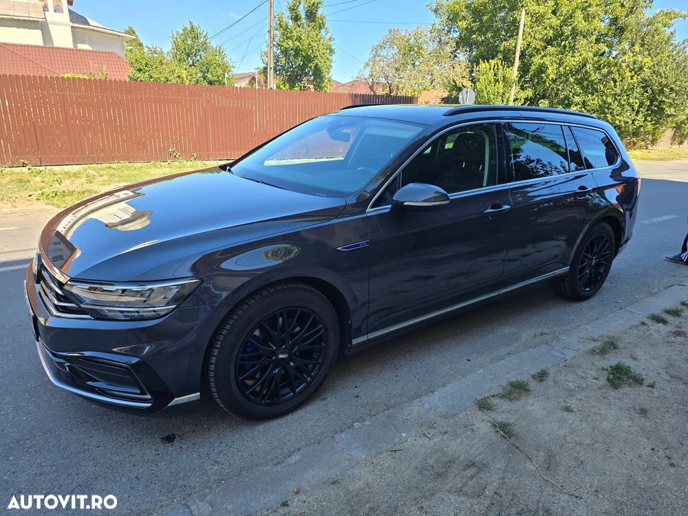 Volkswagen Passat - 19