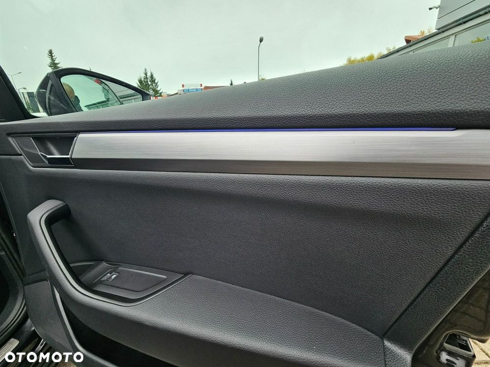 Skoda Superb 2.0 TDI SCR Ambition DSG - 35