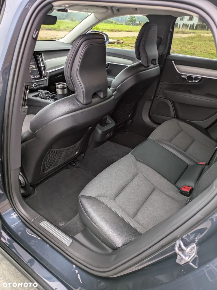 Volvo V90 B4 D Geartronic Momentum Pro - 17