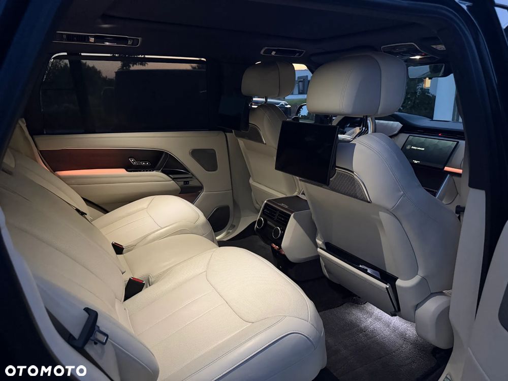Land Rover Range Rover 4.4 V8 P530 mHEV LWB Autobiography - 11