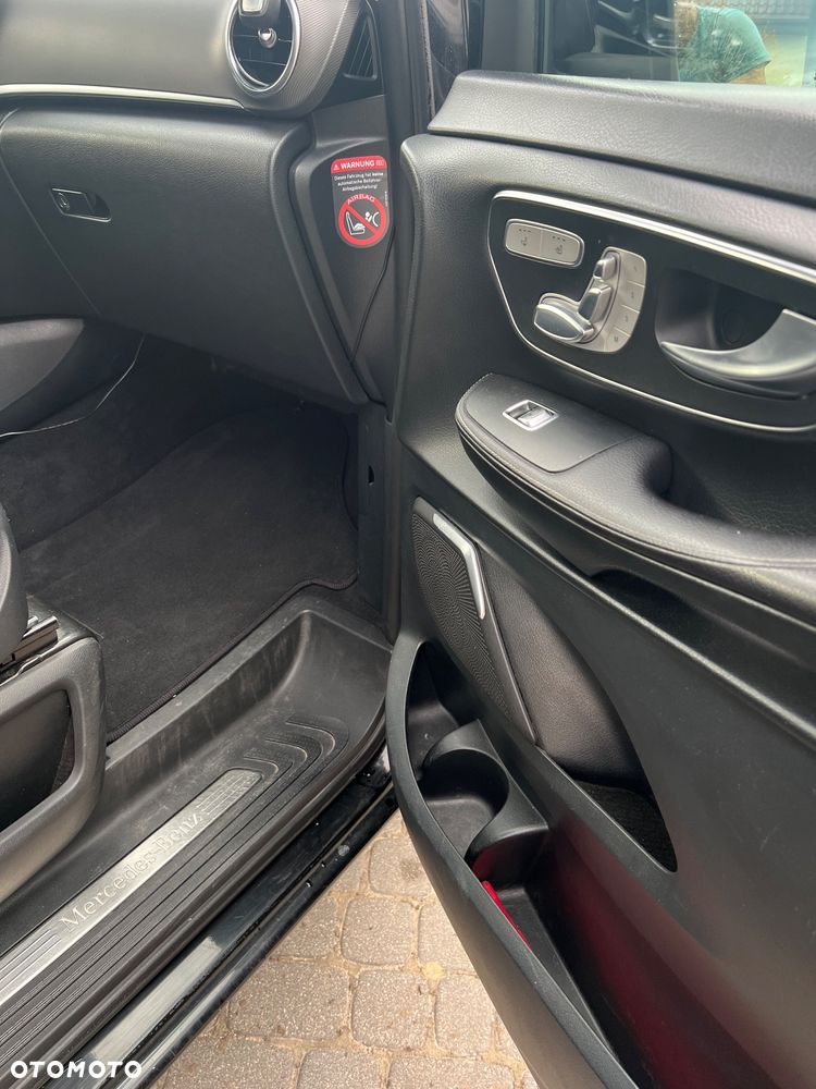 Mercedes-Benz Klasa V 250 d 4-Matic Avantgarde 7G-Tronic (d³ugi) - 24