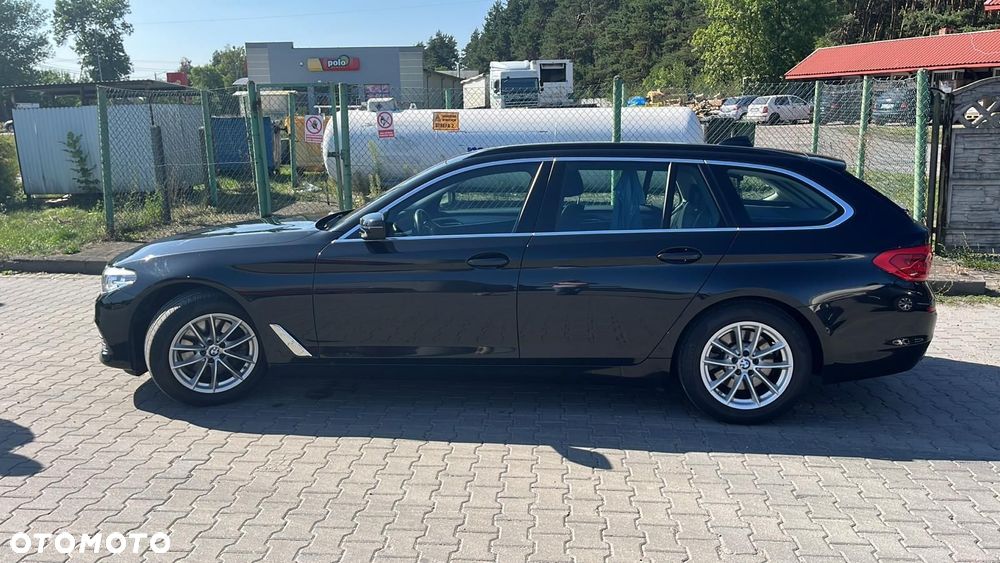 BMW Seria 5 520d Luxury Line - 4