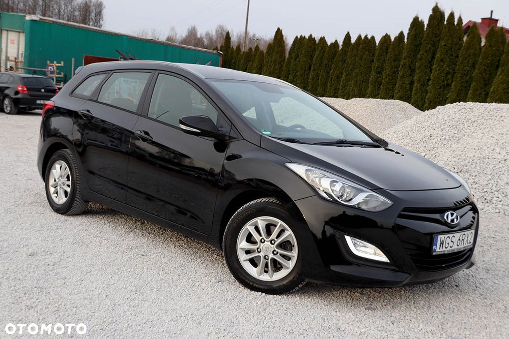 Hyundai i30 i30cw 1.4 CRDi Advantage - 13