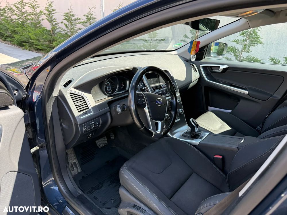 Volvo XC 60 D4 Geartronic Momentum - 6