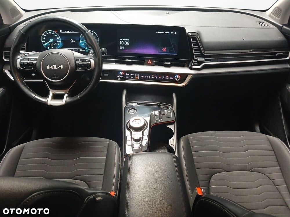 Kia Sportage 1.6 T-GDI MHEV Business Line 4WD DCT - 10