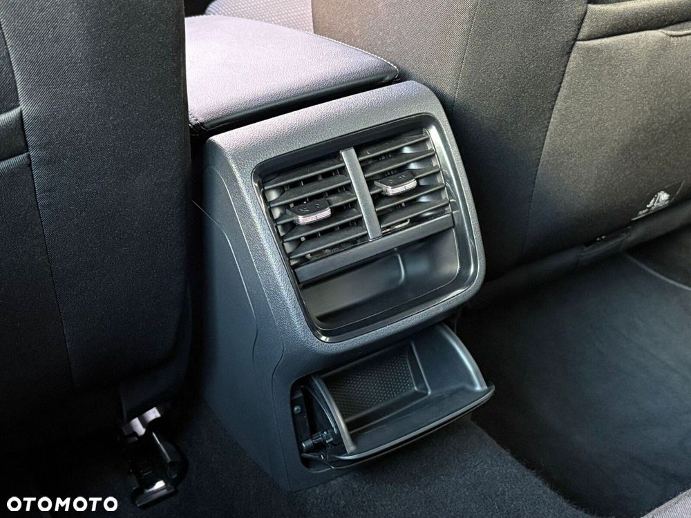 Skoda Octavia 2.0 TDI Ambition DSG - 16