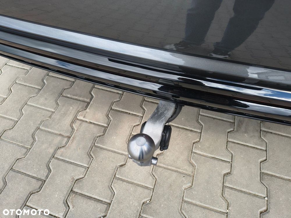 Volkswagen Touareg - 13