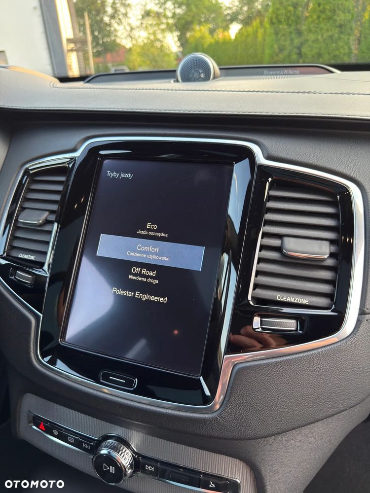 Volvo XC 90 D5 AWD Geartronic RDesign - 20