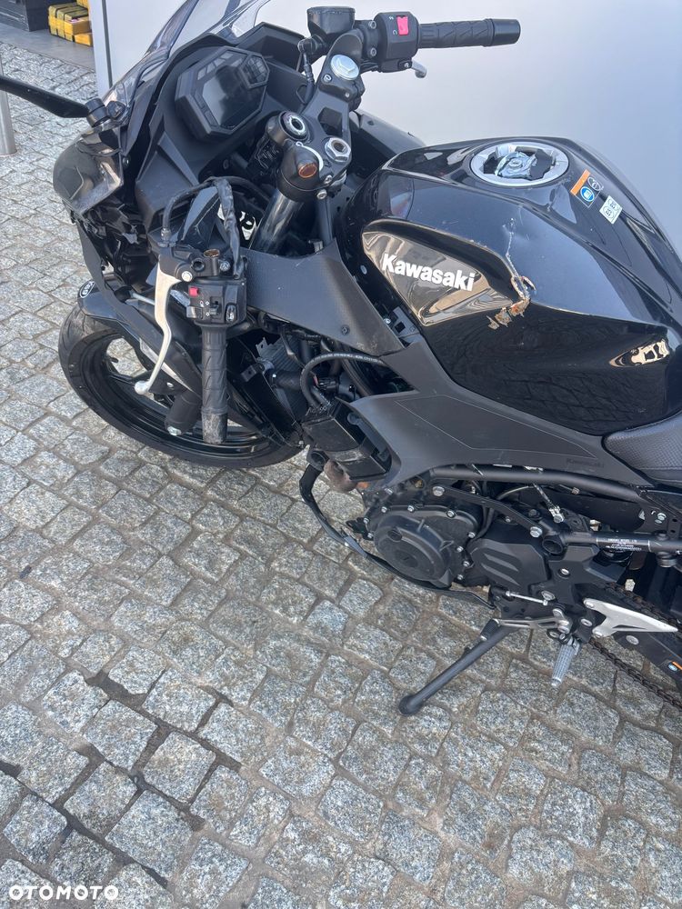 Kawasaki Ninja - 3