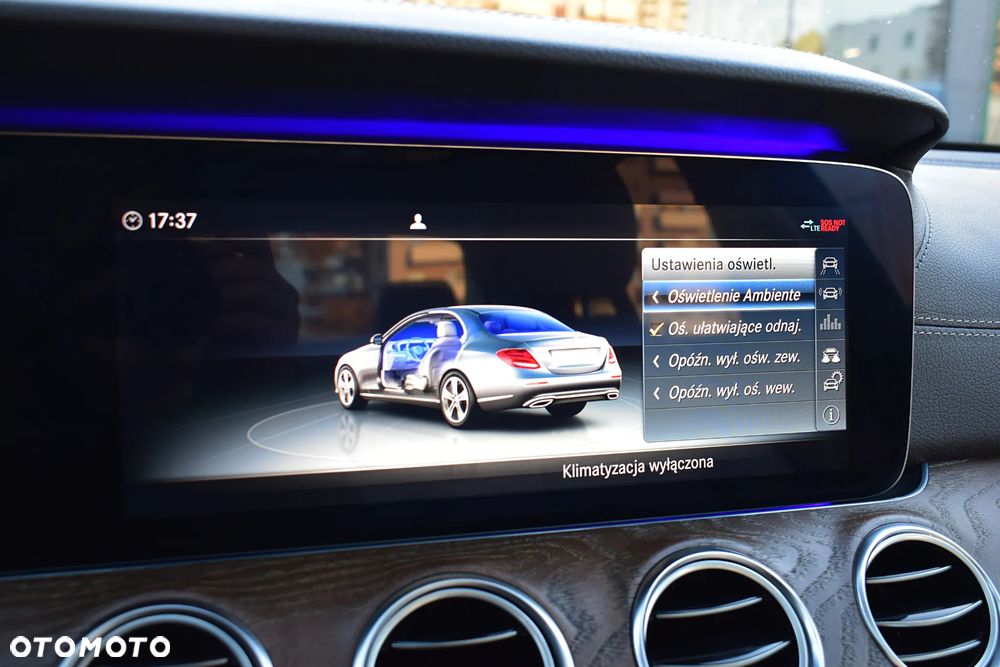Mercedes-Benz Klasa E 400 d 4-Matic 9G-TRONIC - 16