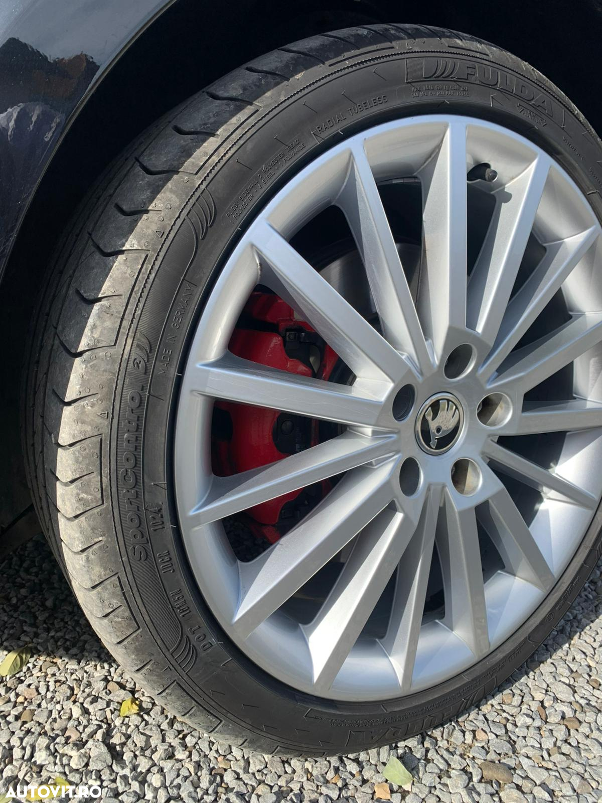 Skoda Octavia 2.0 TDI RS DSG - 14