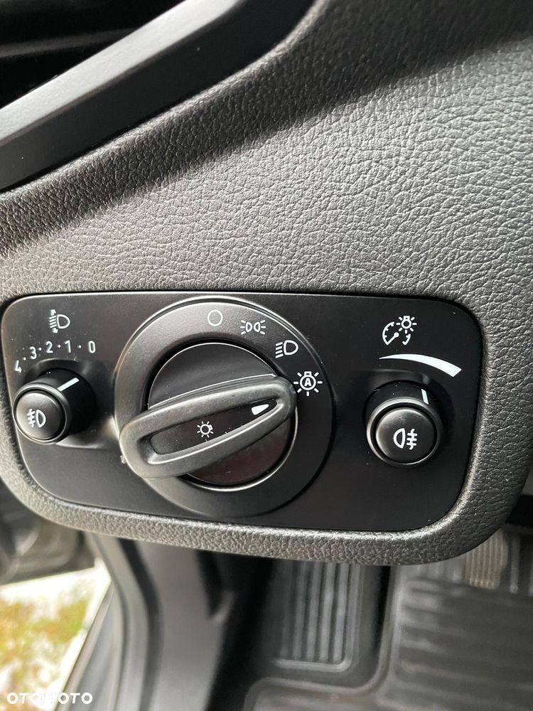 Ford C-MAX 1.5 TDCi Start-Stop-System Titanium - 26