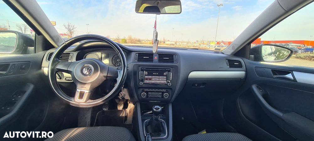 Volkswagen Jetta 1.6 TDI DPF Comfortline - 5