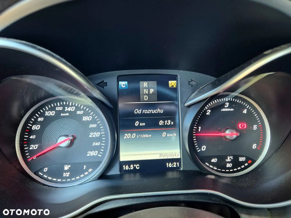 Mercedes-Benz GLC 220 d 4Matic 9G-TRONIC AMG Line - 24