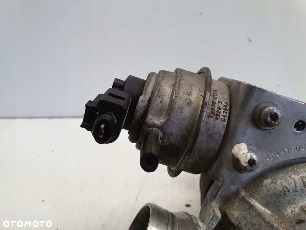 TURBOSPRĘŻARKA Volvo V40 II 2.0 D3 _ 31380131 - 8