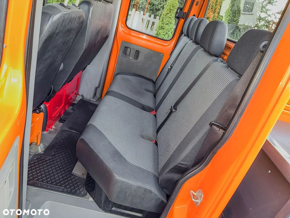 Mercedes-Benz Sprinter 513 - 13
