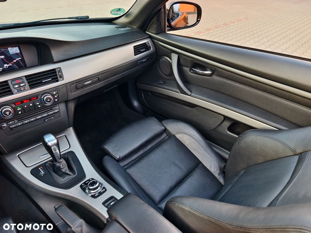 BMW Seria 3 320d M Sport Edition - 10