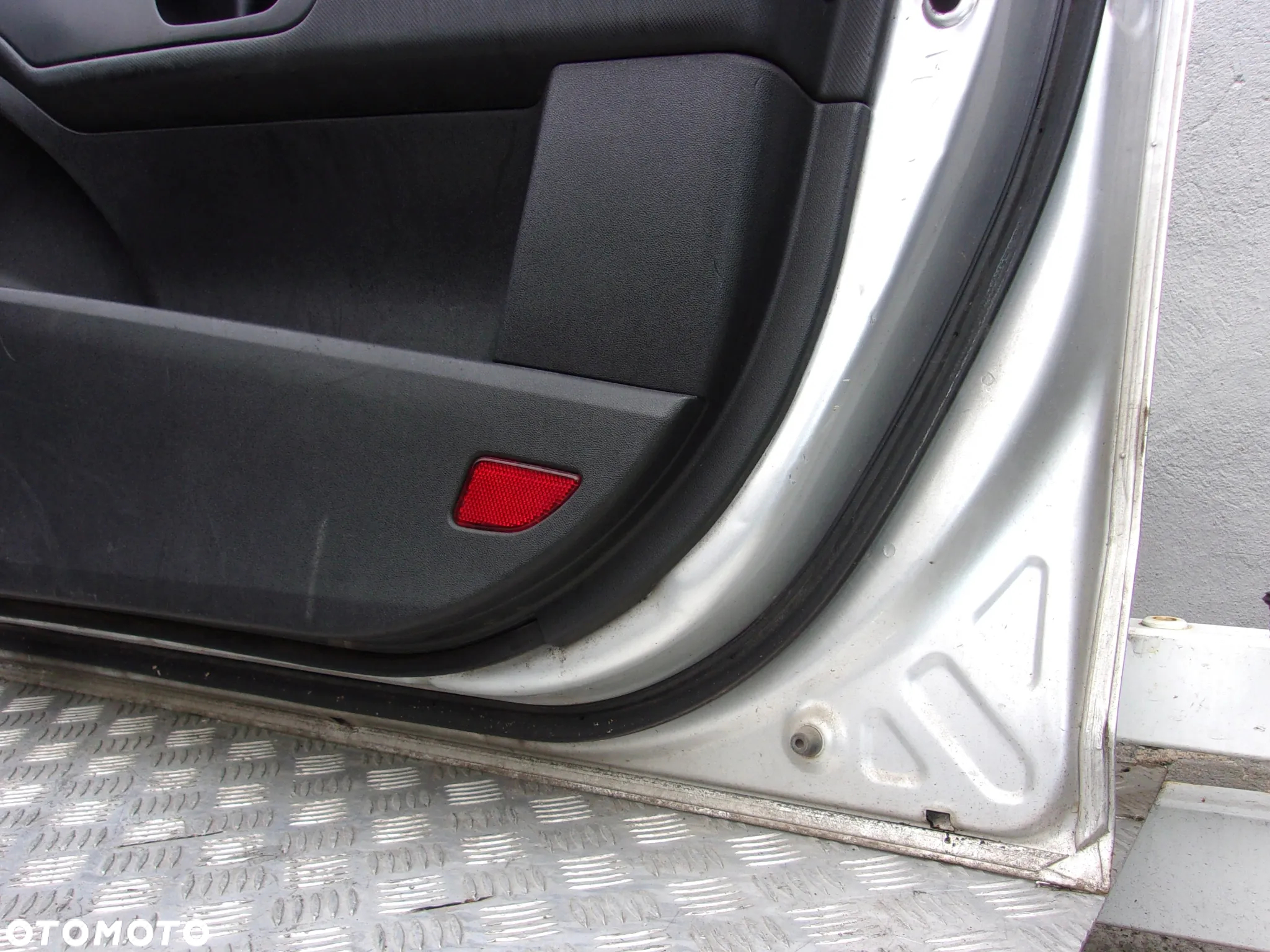 KIA Ceed KOMBI drzwi prawy przód 9S - 10