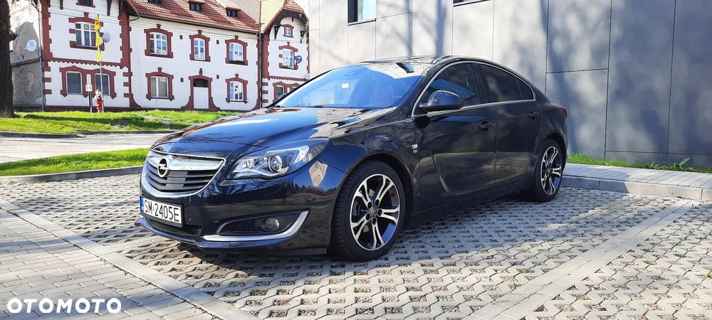 Opel Insignia - 1