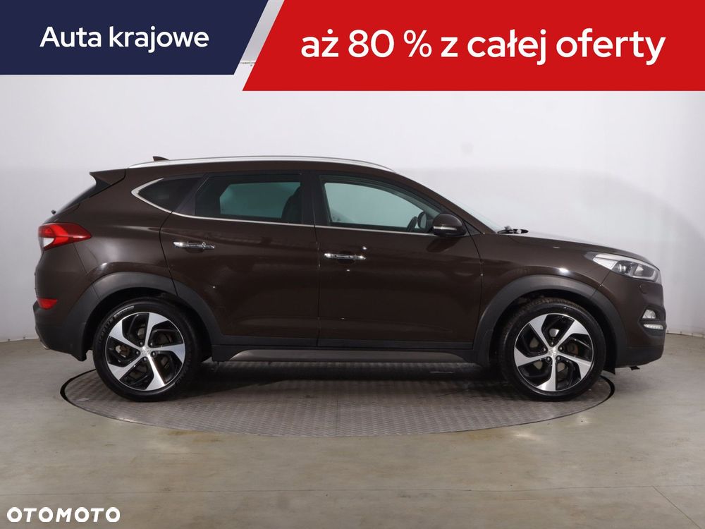 Hyundai Tucson - 8