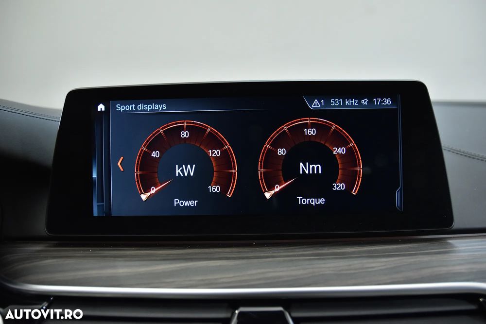 BMW Seria 5 520i Aut. Luxury Line - 20