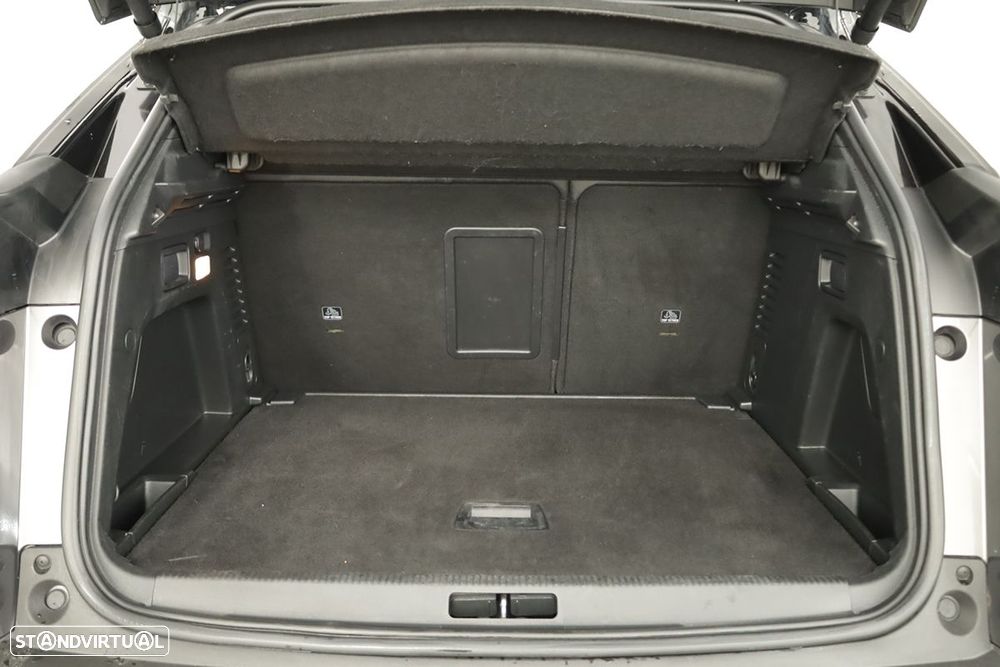 Peugeot 3008 1.2 Hybrid Allure e-DCS6 - 24