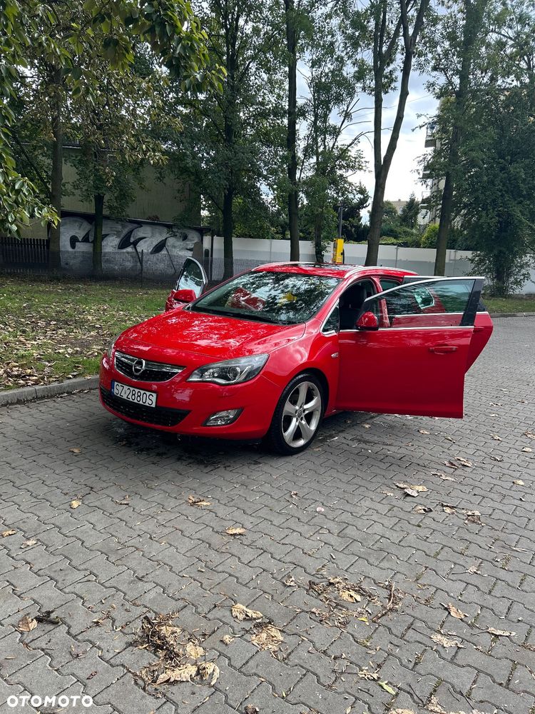 Opel Astra IV 1.6 T Cosmo - 3
