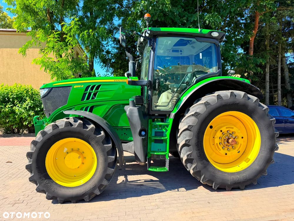 John Deere 6195R - 8
