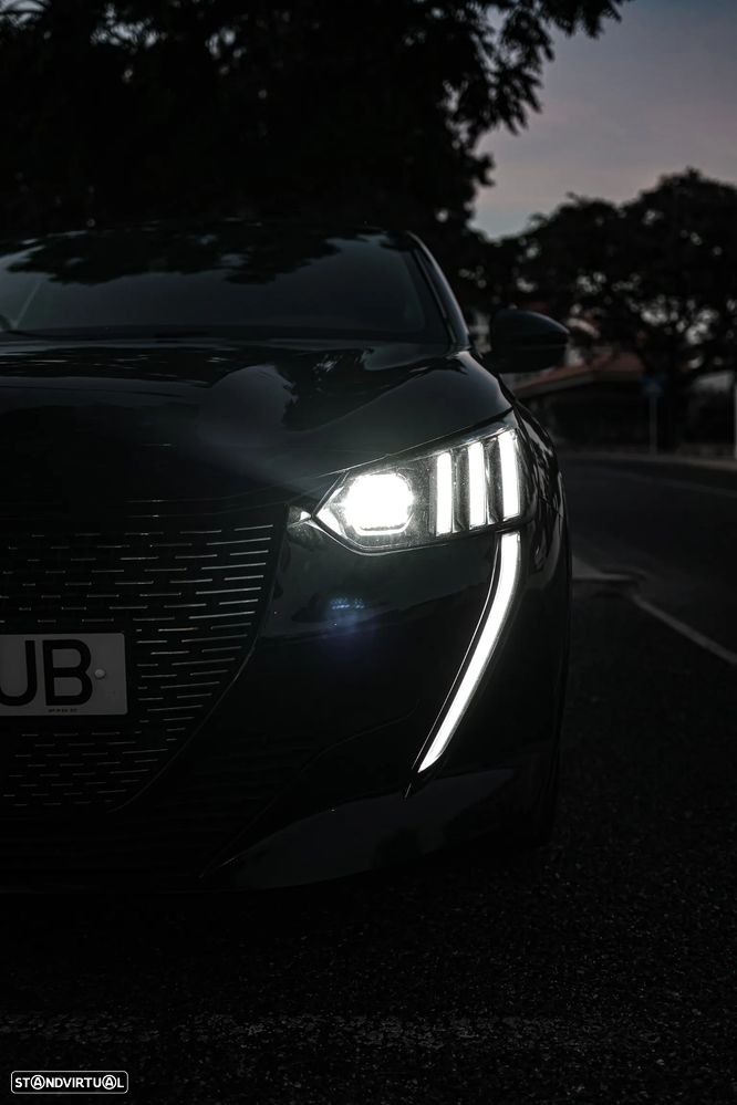 Peugeot 208 PureTech 100 GT Pack - 57