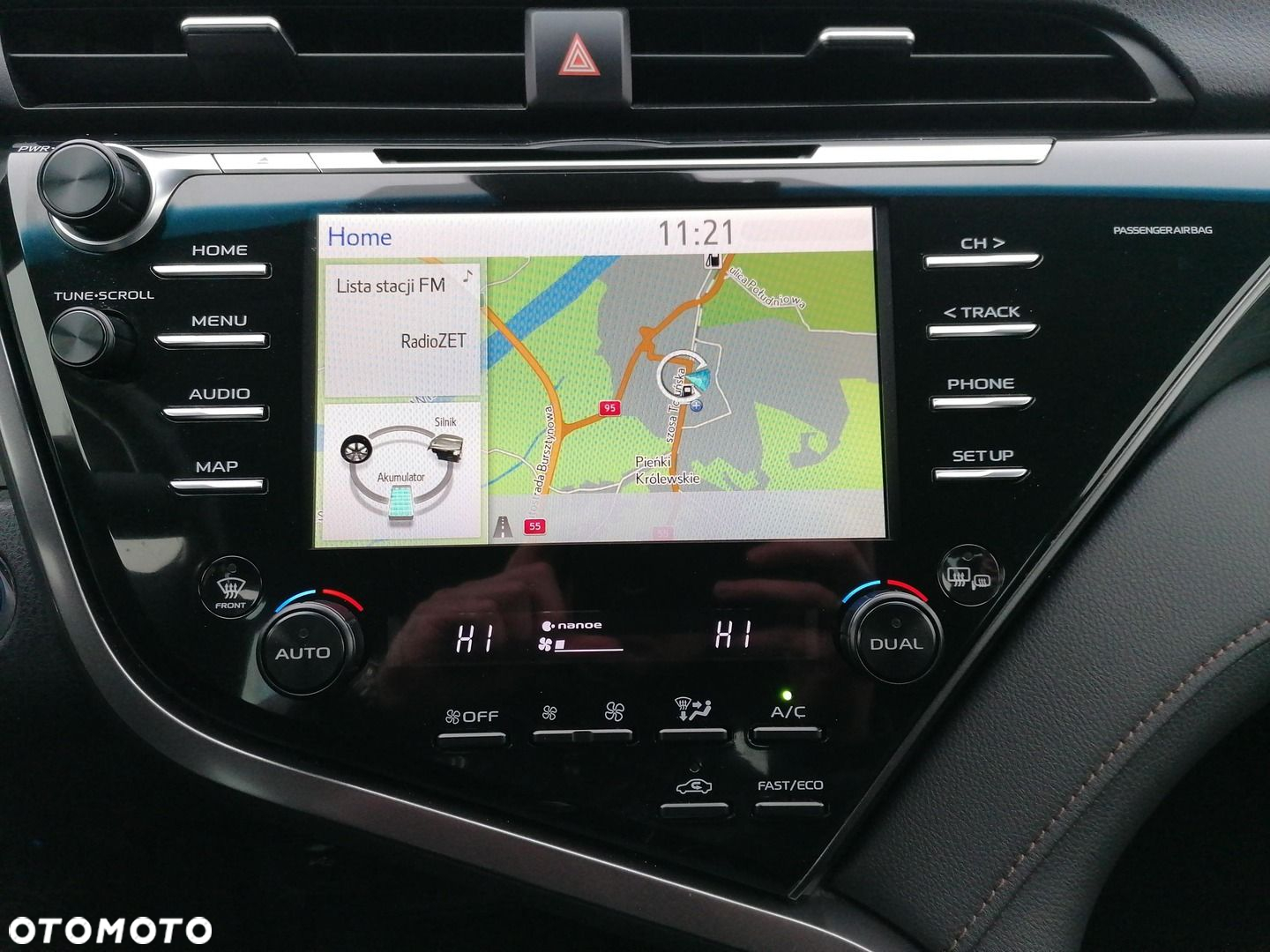 Toyota Camry - 16