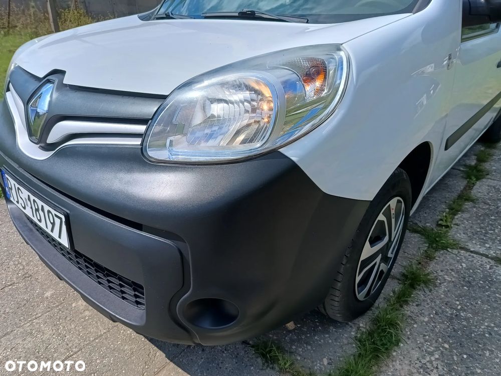 Renault Kangoo wersja MAXI LONG 1.5 diesel 90kM 2016 rok WEBASTO, NIEWIELKI PRZEBIEG-160tyś. SPRAWNY 100% ZAREJESTROWANY!!! - 16